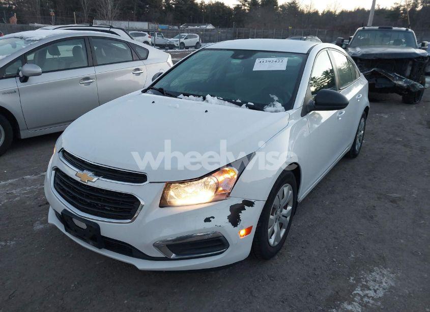 Photo 2 of 2016 Chevrolet Cruze LIMITED LS AUTO (VIN 1G1PC5SG7G7148573)