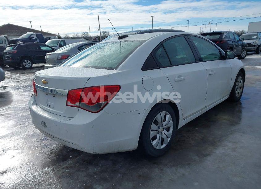 Photo 4 of 2016 Chevrolet Cruze LIMITED LS AUTO (VIN 1G1PC5SG7G7150579)