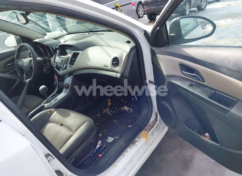 Photo 5 of 2016 Chevrolet Cruze LIMITED LS AUTO (VIN 1G1PC5SG7G7150579)