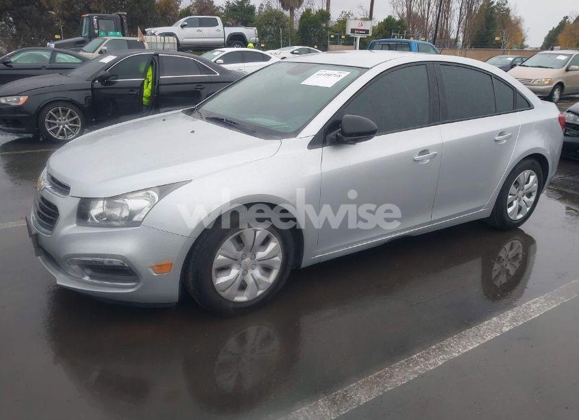 Photo 2 of 2016 Chevrolet Cruze LIMITED LS AUTO (VIN 1G1PC5SG7G7156110)
