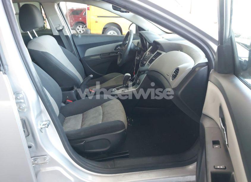 Photo 5 of 2016 Chevrolet Cruze LIMITED LS AUTO (VIN 1G1PC5SG7G7182089)