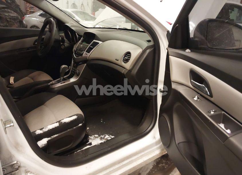 Photo 5 of 2016 Chevrolet Cruze LIMITED LS AUTO (VIN 1G1PC5SG8G7100029)