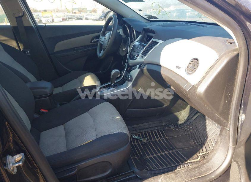 Photo 5 of 2016 Chevrolet Cruze LIMITED LS AUTO (VIN 1G1PC5SG8G7222602)