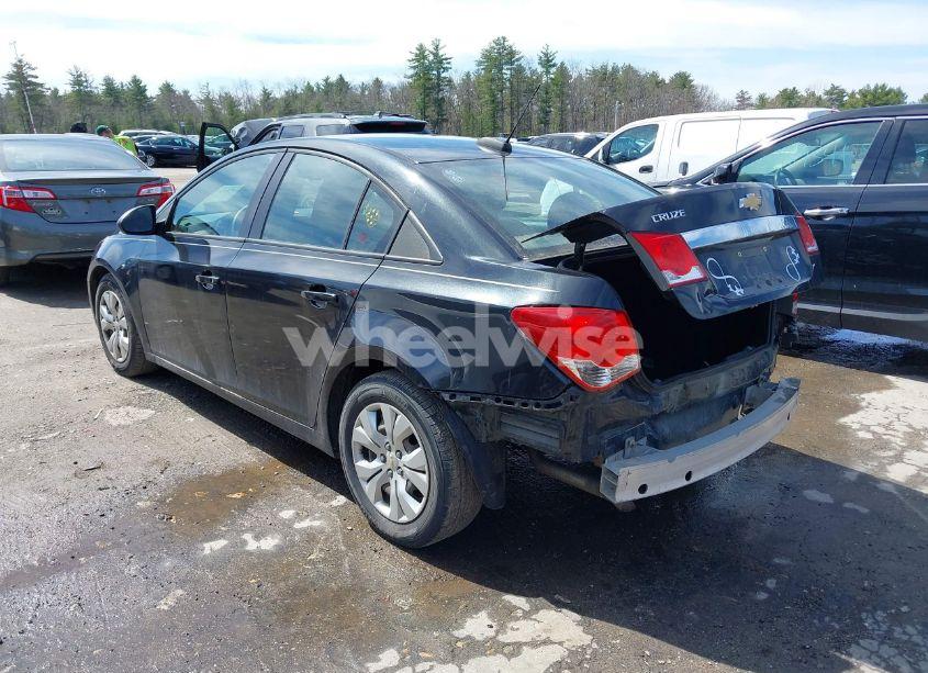 Photo 3 of 2016 Chevrolet Cruze LIMITED LS AUTO (VIN 1G1PC5SG9G7153631)