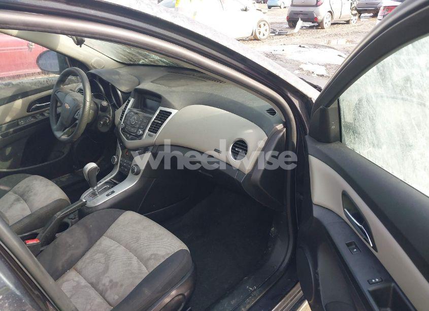 Photo 5 of 2016 Chevrolet Cruze LIMITED LS AUTO (VIN 1G1PC5SG9G7165651)