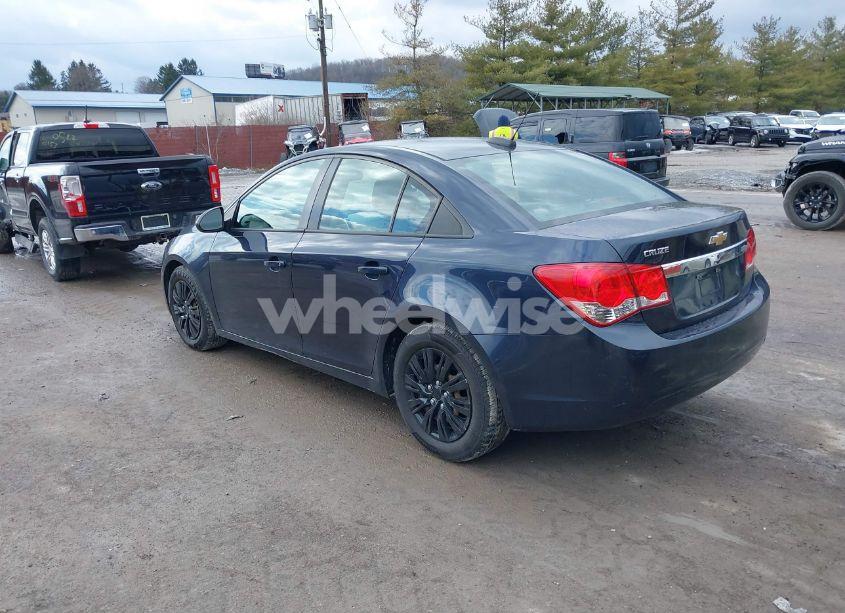 Photo 3 of 2016 Chevrolet Cruze LIMITED LS AUTO (VIN 1G1PC5SGXG7110576)