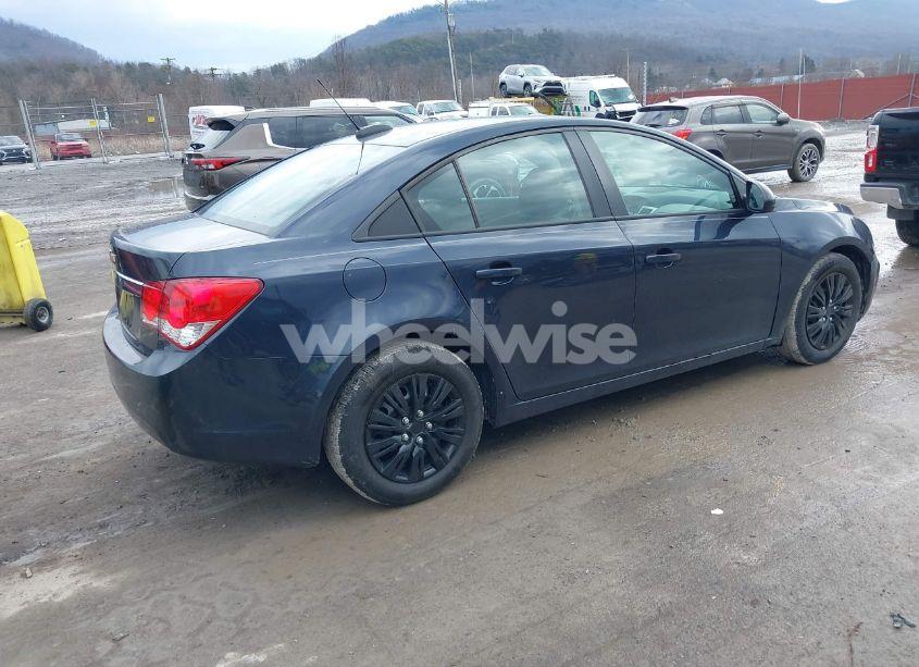 Photo 4 of 2016 Chevrolet Cruze LIMITED LS AUTO (VIN 1G1PC5SGXG7110576)