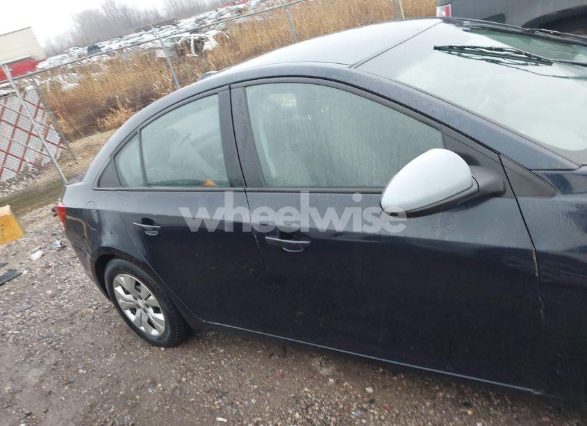 Photo 13 of 2016 Chevrolet Cruze LIMITED LS AUTO (VIN 1G1PC5SGXG7185164)