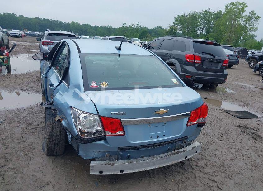 Photo 17 of 2011 Chevrolet Cruze LS (VIN 1G1PC5SH0B7137092)