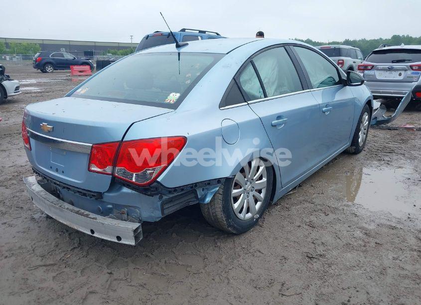 Photo 4 of 2011 Chevrolet Cruze LS (VIN 1G1PC5SH0B7137092)
