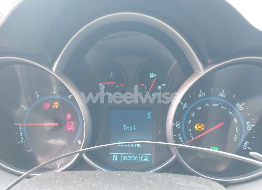 Photo 7 of 2011 Chevrolet Cruze LS (VIN 1G1PC5SH0B7137092)