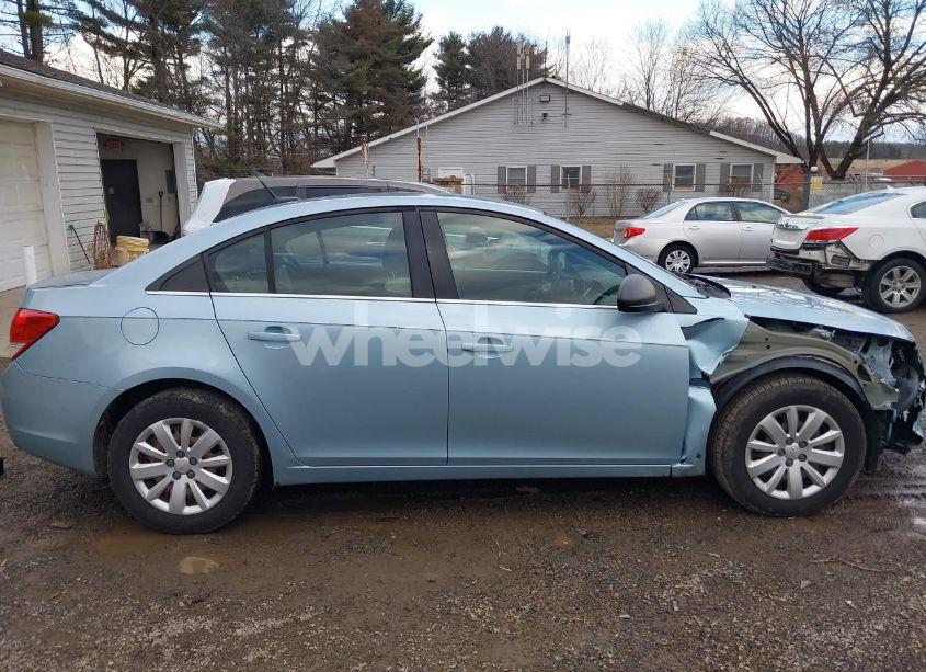 Photo 14 of 2011 Chevrolet Cruze LS (VIN 1G1PC5SH0B7151865)