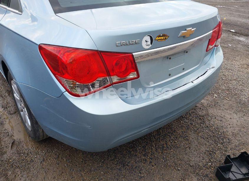 Photo 20 of 2011 Chevrolet Cruze LS (VIN 1G1PC5SH0B7151865)