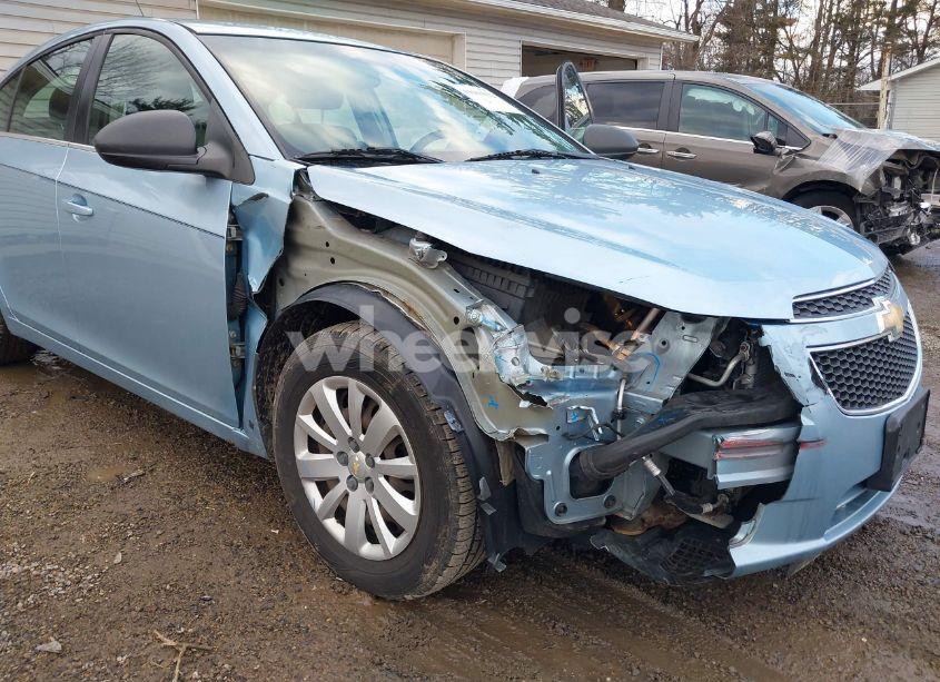 Photo 6 of 2011 Chevrolet Cruze LS (VIN 1G1PC5SH0B7151865)