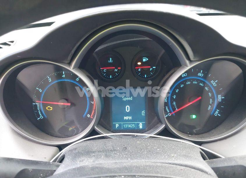 Photo 7 of 2011 Chevrolet Cruze LS (VIN 1G1PC5SH0B7151865)