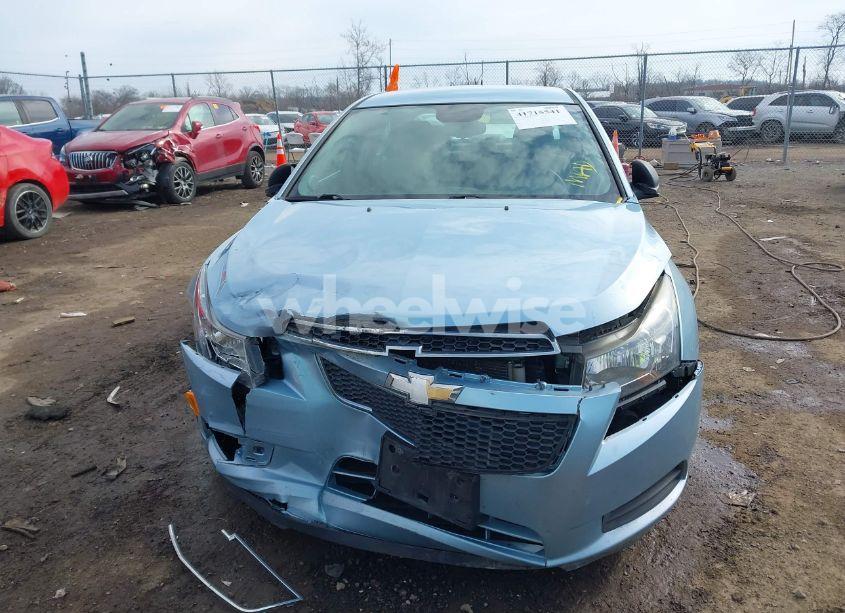 Photo 12 of 2011 Chevrolet Cruze LS (VIN 1G1PC5SH0B7171744)