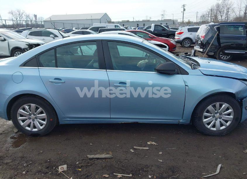 Photo 13 of 2011 Chevrolet Cruze LS (VIN 1G1PC5SH0B7171744)