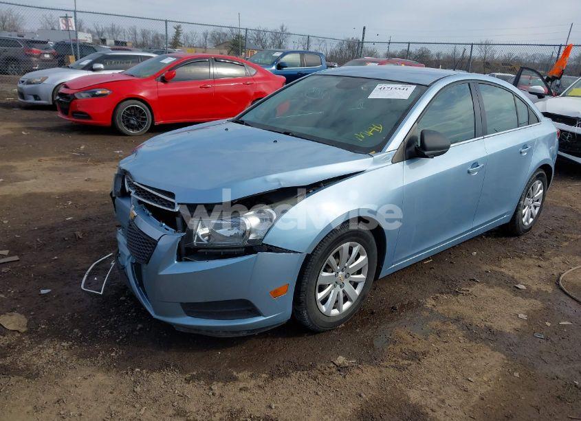 Photo 2 of 2011 Chevrolet Cruze LS (VIN 1G1PC5SH0B7171744)
