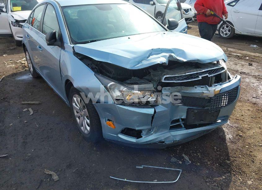 Photo 6 of 2011 Chevrolet Cruze LS (VIN 1G1PC5SH0B7171744)