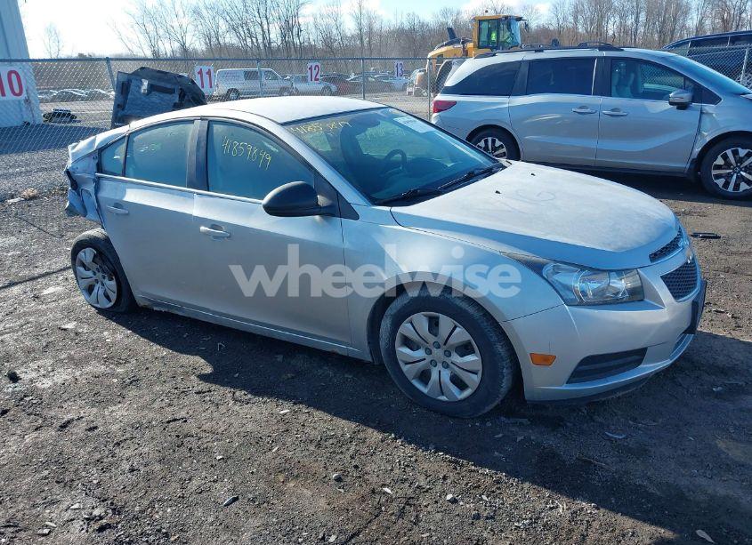 2012 Chevrolet Cruze LS (VIN 1G1PC5SH0C7117202) main photo