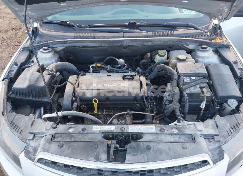 Photo 10 of 2012 Chevrolet Cruze LS (VIN 1G1PC5SH0C7117202)