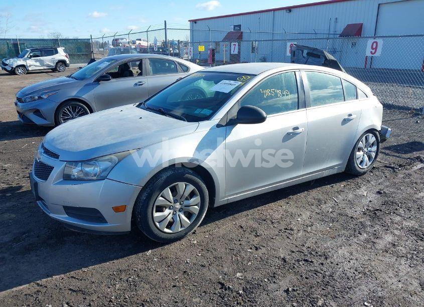 Photo 2 of 2012 Chevrolet Cruze LS (VIN 1G1PC5SH0C7117202)