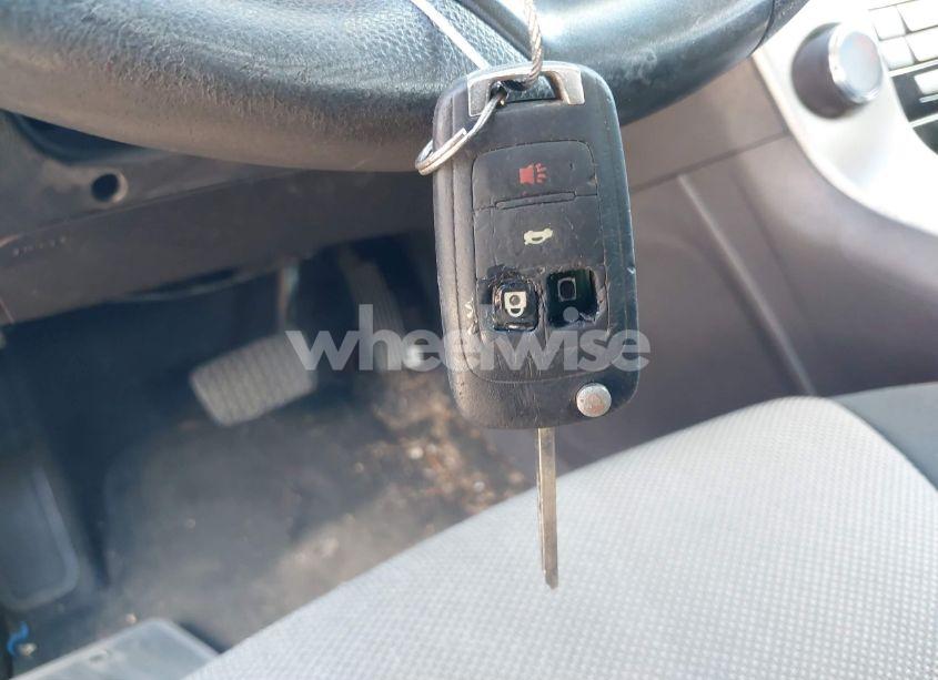 Photo 11 of 2012 Chevrolet Cruze LS (VIN 1G1PC5SH0C7140298)