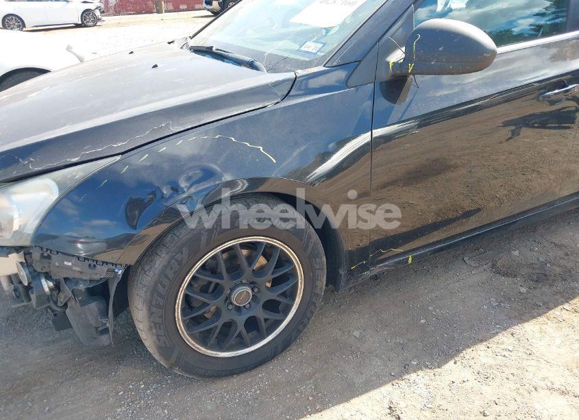 Photo 14 of 2012 Chevrolet Cruze LS (VIN 1G1PC5SH0C7140298)
