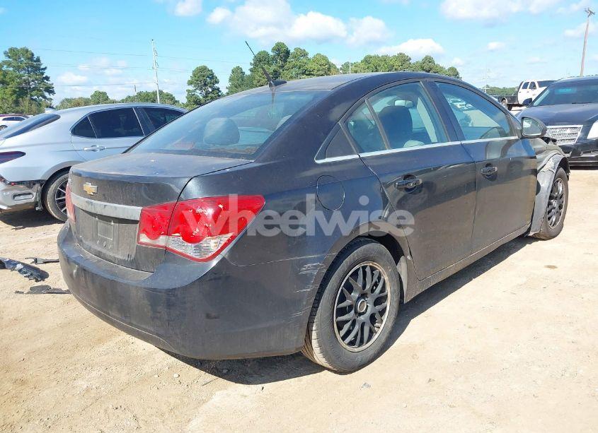 Photo 4 of 2012 Chevrolet Cruze LS (VIN 1G1PC5SH0C7140298)
