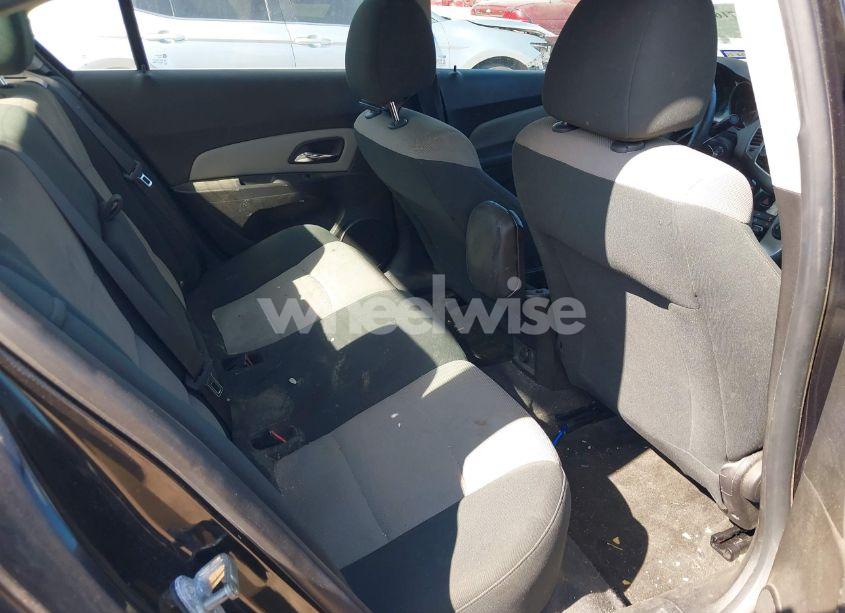 Photo 8 of 2012 Chevrolet Cruze LS (VIN 1G1PC5SH0C7140298)