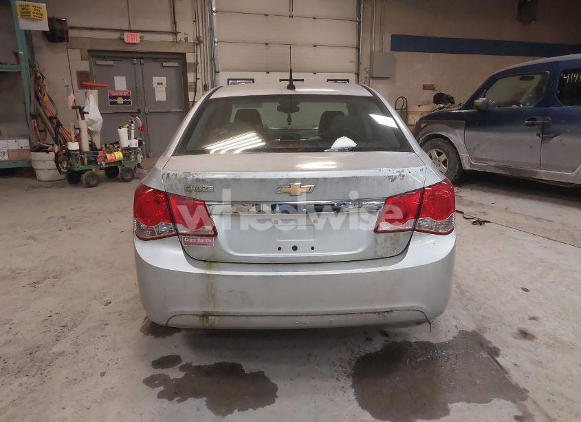 Photo 15 of 2012 Chevrolet Cruze LS (VIN 1G1PC5SH0C7165332)