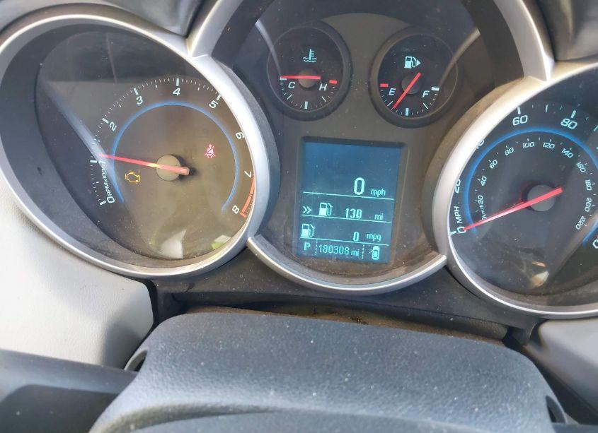 Photo 7 of 2012 Chevrolet Cruze LS (VIN 1G1PC5SH0C7183250)