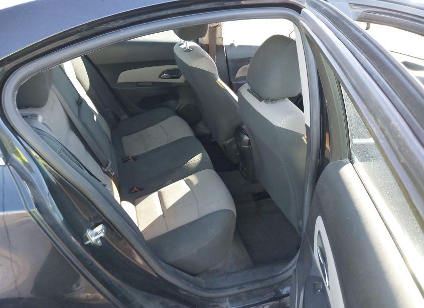 Photo 8 of 2012 Chevrolet Cruze LS (VIN 1G1PC5SH0C7183250)