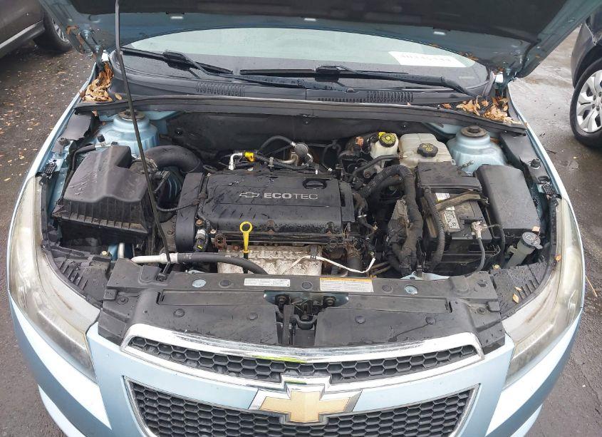 Photo 10 of 2012 Chevrolet Cruze LS (VIN 1G1PC5SH0C7184768)