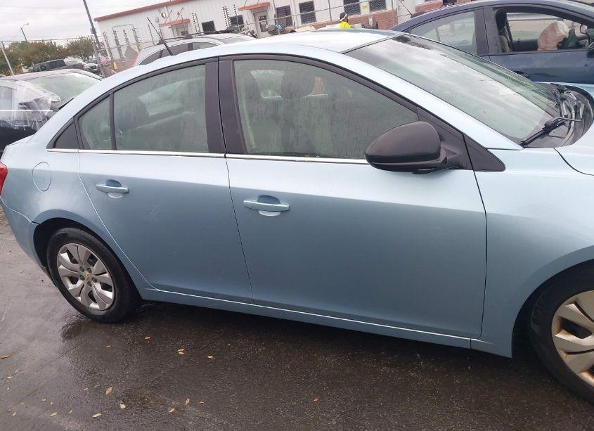 Photo 13 of 2012 Chevrolet Cruze LS (VIN 1G1PC5SH0C7184768)