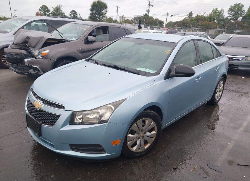 Photo 2 of 2012 Chevrolet Cruze LS (VIN 1G1PC5SH0C7184768)