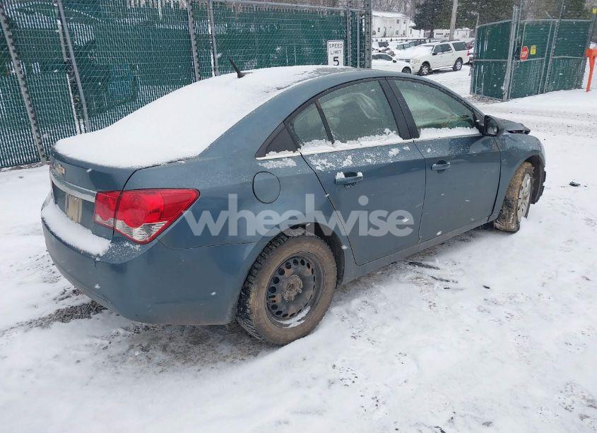 Photo 4 of 2012 Chevrolet Cruze LS (VIN 1G1PC5SH0C7201407)