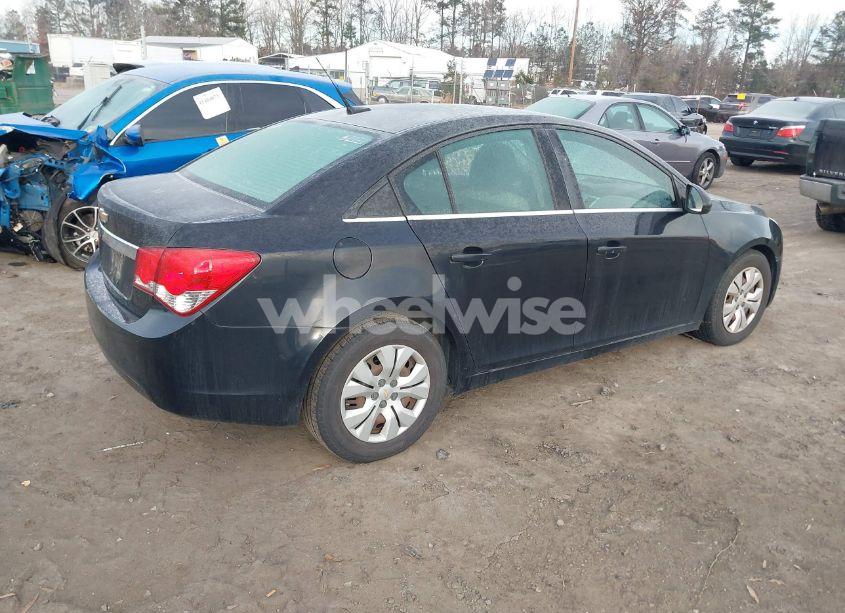 Photo 4 of 2012 Chevrolet Cruze LS (VIN 1G1PC5SH0C7233807)