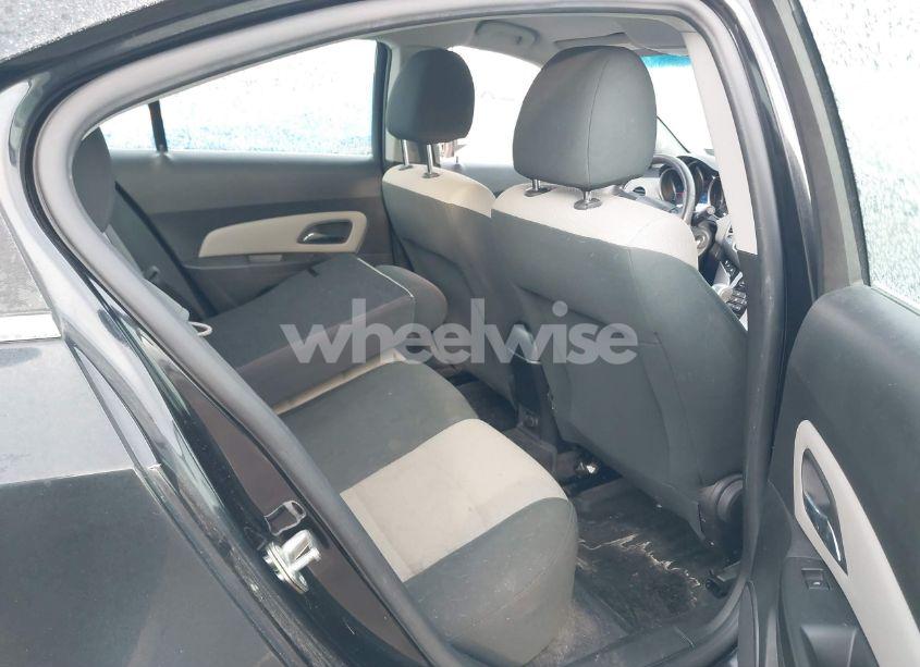 Photo 8 of 2012 Chevrolet Cruze LS (VIN 1G1PC5SH0C7233807)