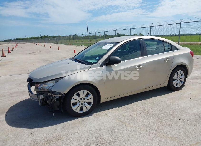 Photo 2 of 2012 Chevrolet Cruze LS (VIN 1G1PC5SH0C7235198)