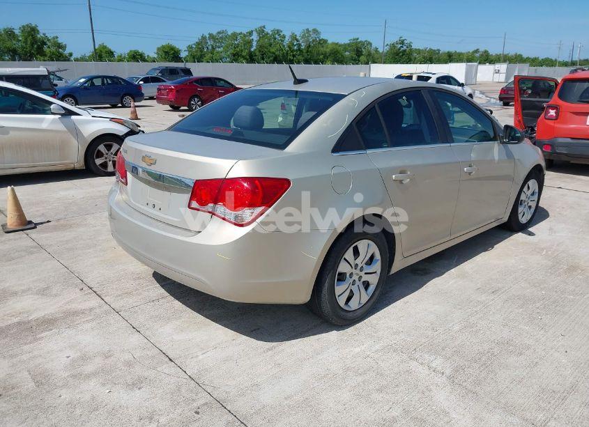 Photo 4 of 2012 Chevrolet Cruze LS (VIN 1G1PC5SH0C7235198)