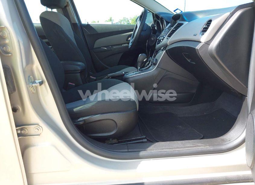 Photo 5 of 2012 Chevrolet Cruze LS (VIN 1G1PC5SH0C7235198)