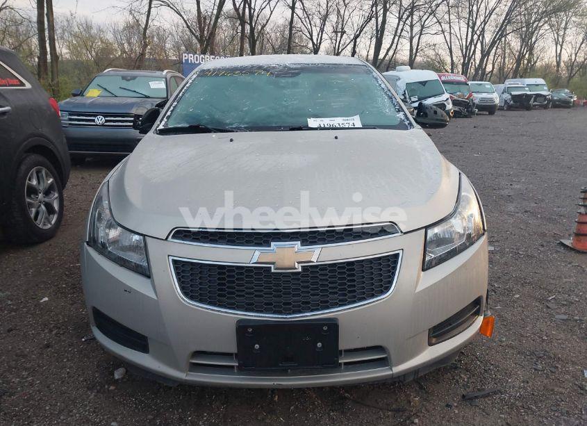 Photo 13 of 2012 Chevrolet Cruze LS (VIN 1G1PC5SH0C7242345)