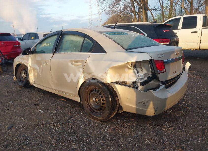 Photo 3 of 2012 Chevrolet Cruze LS (VIN 1G1PC5SH0C7242345)