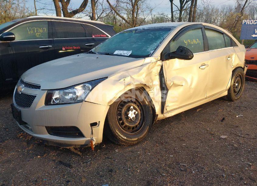 Photo 6 of 2012 Chevrolet Cruze LS (VIN 1G1PC5SH0C7242345)