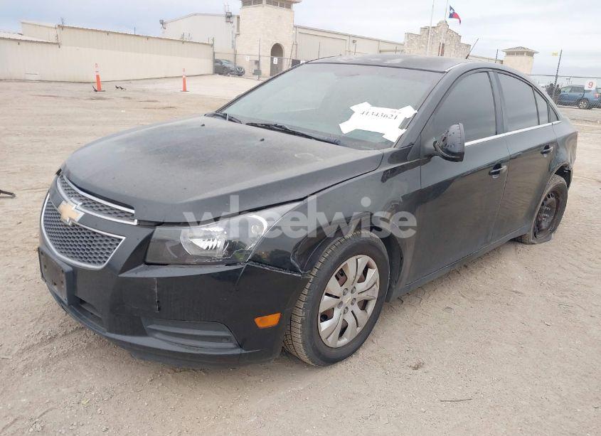 Photo 2 of 2012 Chevrolet Cruze LS (VIN 1G1PC5SH0C7256309)