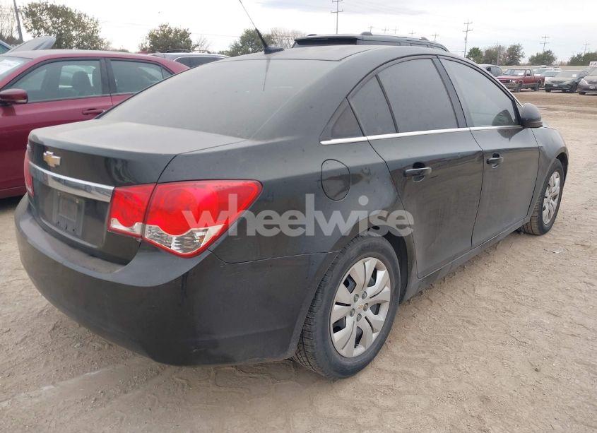 Photo 4 of 2012 Chevrolet Cruze LS (VIN 1G1PC5SH0C7256309)