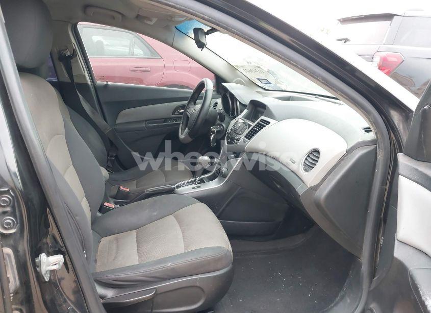 Photo 5 of 2012 Chevrolet Cruze LS (VIN 1G1PC5SH0C7256309)
