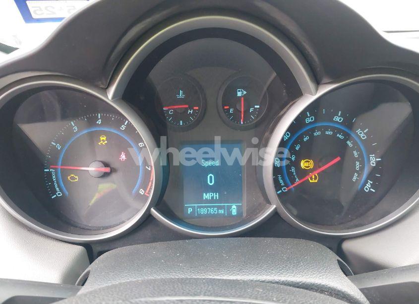 Photo 7 of 2012 Chevrolet Cruze LS (VIN 1G1PC5SH0C7256309)