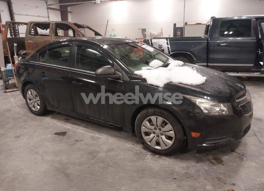 2012 Chevrolet Cruze LS (VIN 1G1PC5SH0C7276043) main photo